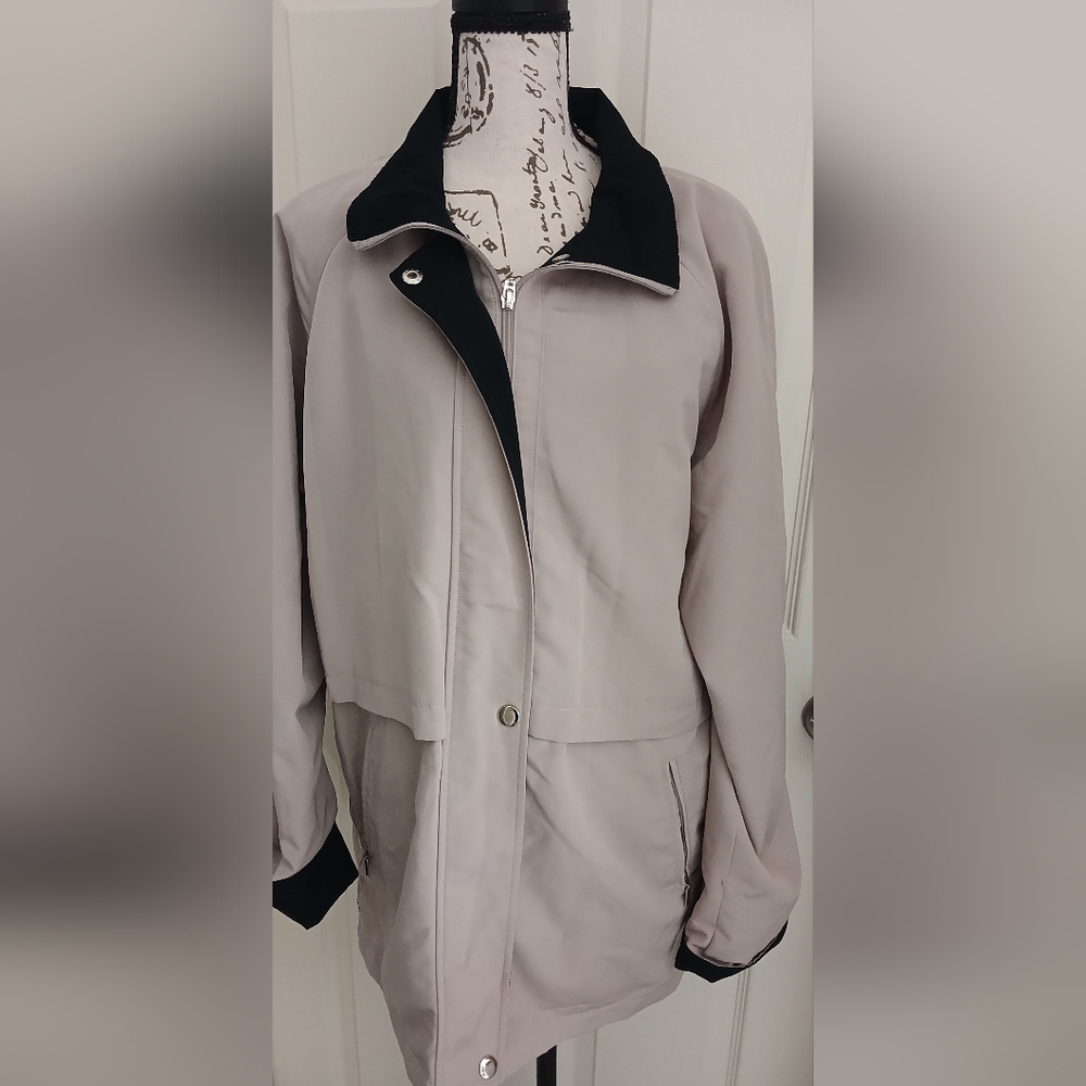 5/$25 Big Chill Women's Jacket Size PL